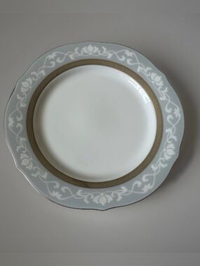 Noritake Hampshire Fine China Platinum Accent Luncheon Plates 9”~SET OF 4